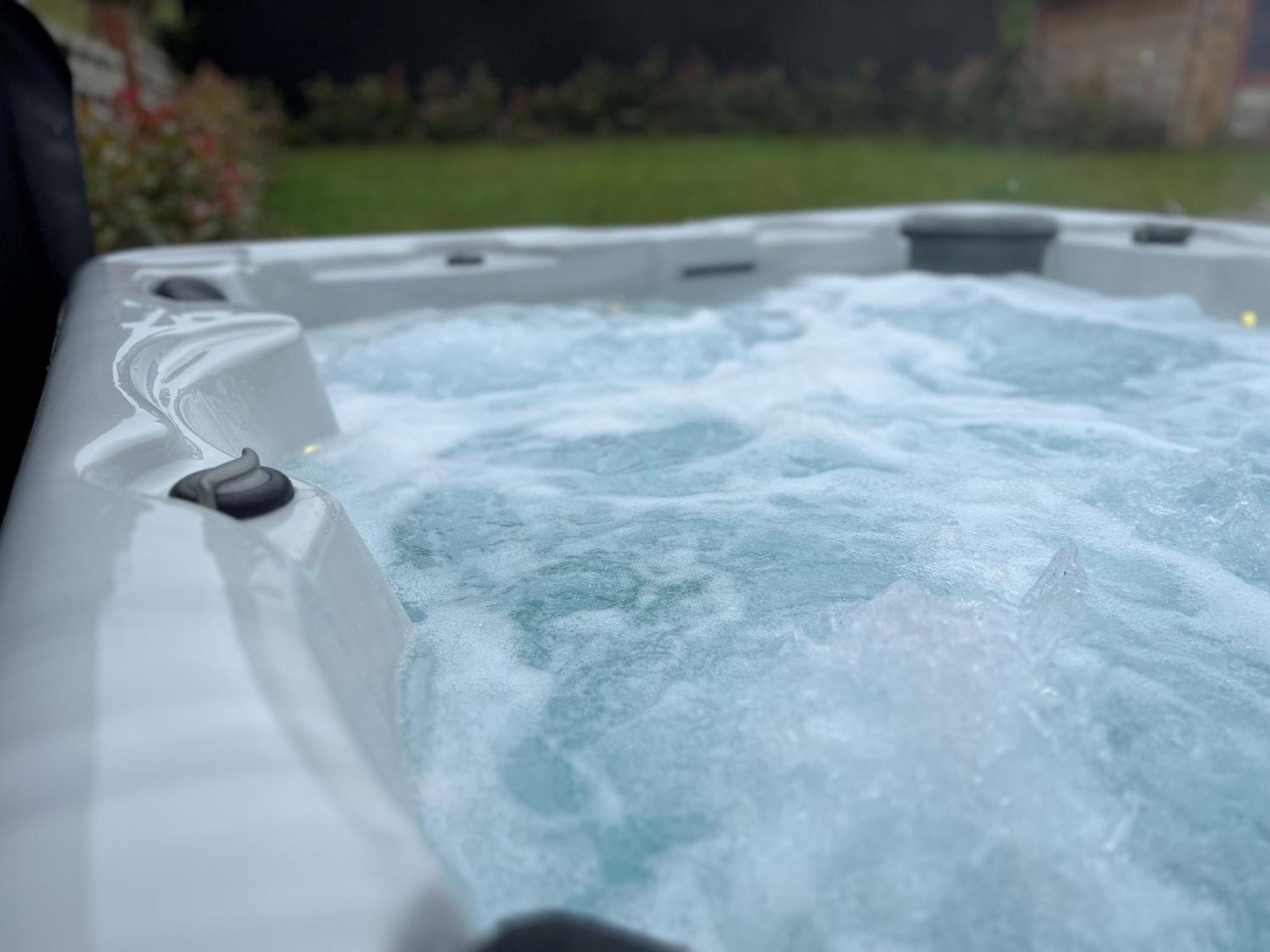 ברוחלטה Gite Rubis - Jacuzzi - Pairi Daiza - 6 Pers מראה חיצוני תמונה